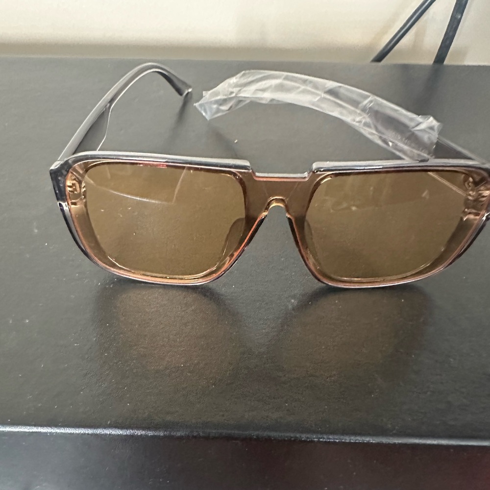Stylish Brown Sunglasses